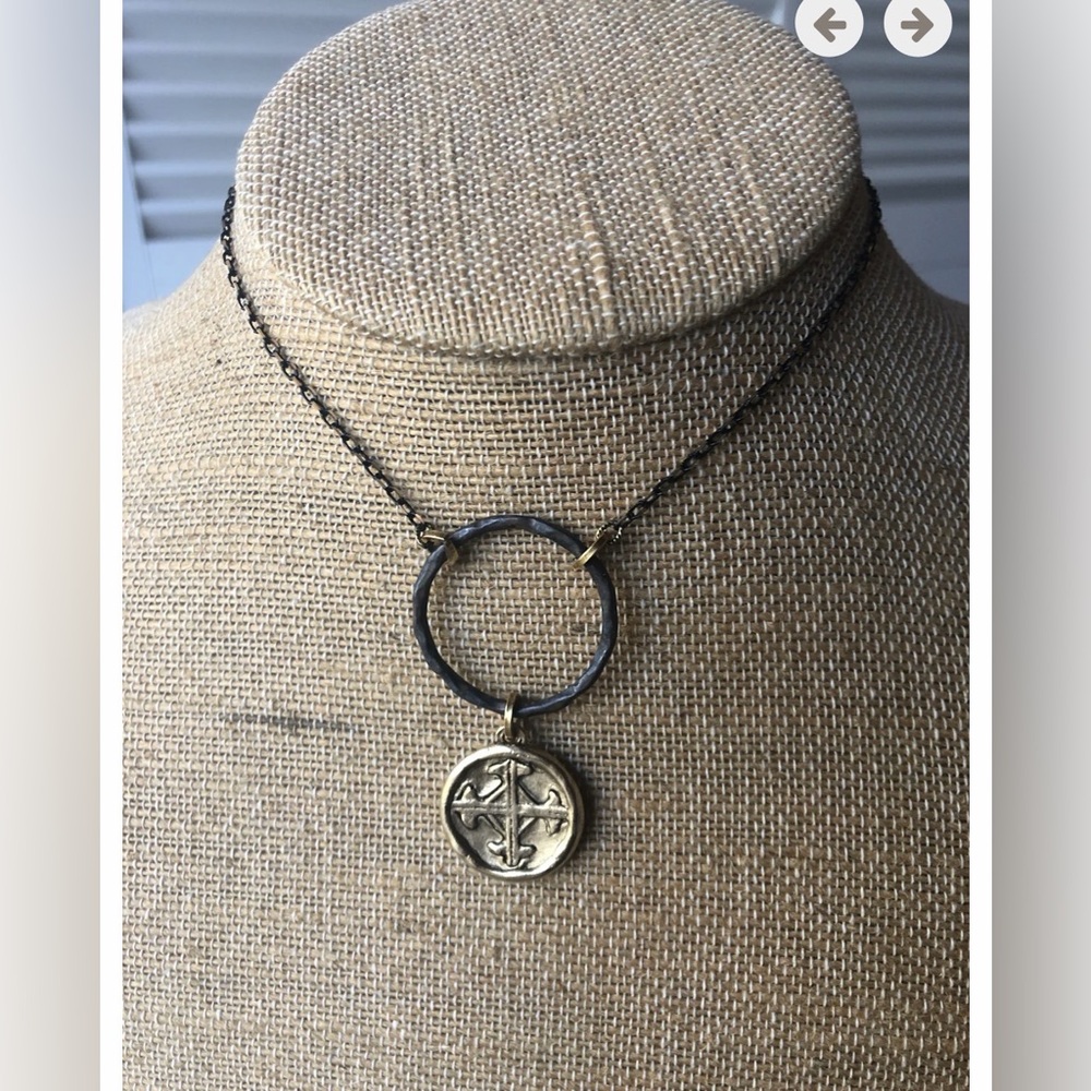 Funky trunk serenity prayer necklace silver